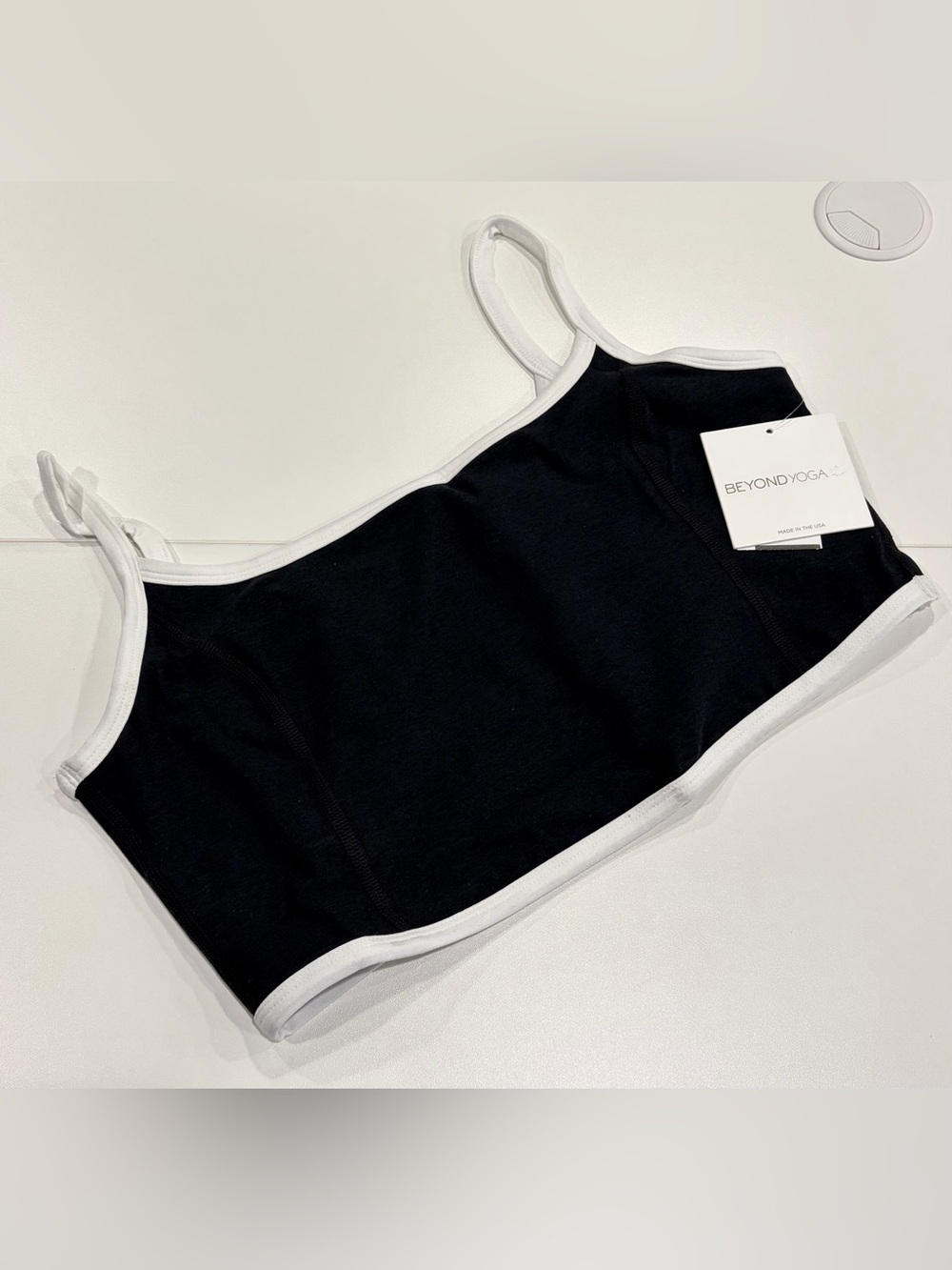 Beyond Yoga Women's XL Spacedye New Moves High Cropped Tank NWT Black White